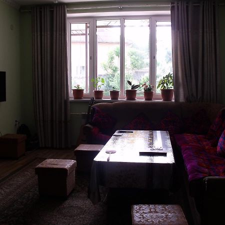 Hostel Visit Osh Ngoại thất bức ảnh